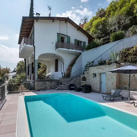 Tosca Villa